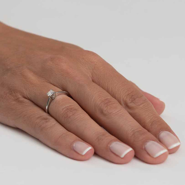 Μονόπετρο δαχτυλίδι Κ18 λευκόχρυσο με διαμάντι 0.30ct , VS1 , F από το GIA
