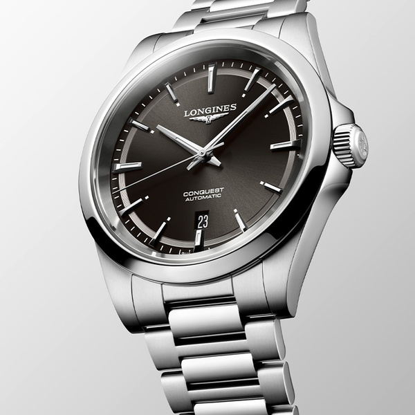 LONGINES Conquest Automatic