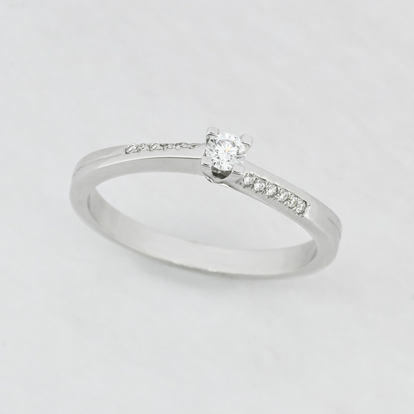 Μονόπετρο δαχτυλίδι Κ18 λευκόχρυσο μεικτό με διαμάντια