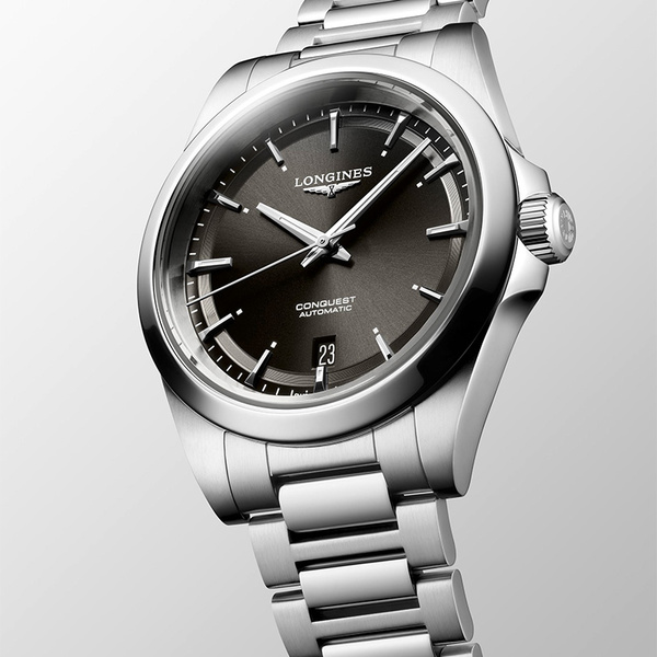LONGINES Conquest Automatic