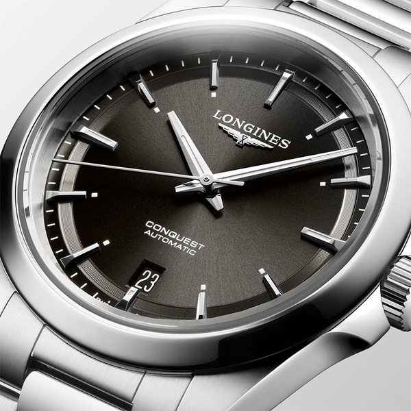 LONGINES Conquest Automatic