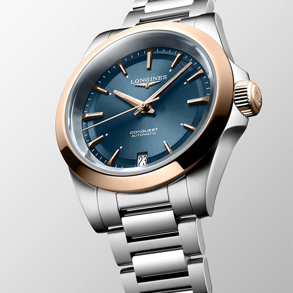 LONGINES Conquest Automatic