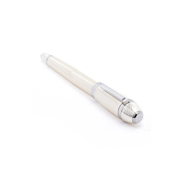 Πένα Hugo Boss Fountain Pen Arc Futurist Silver HSW4452C