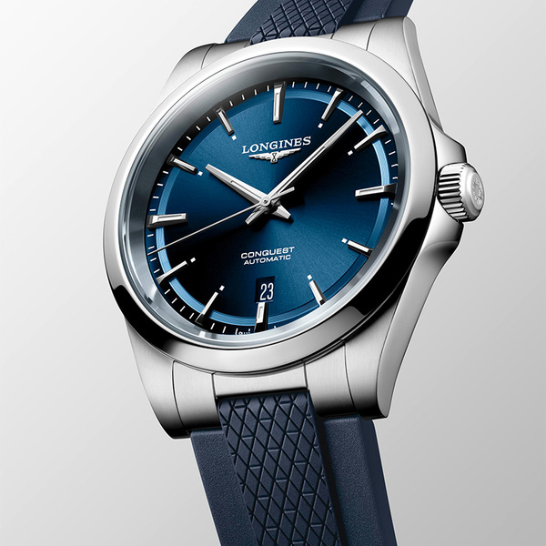 LONGINES Conquest Automatic