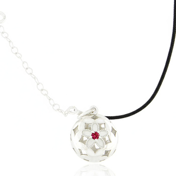 Κολιέ 26 λουλούδι από ασήμι 925 | Γούρι 2026